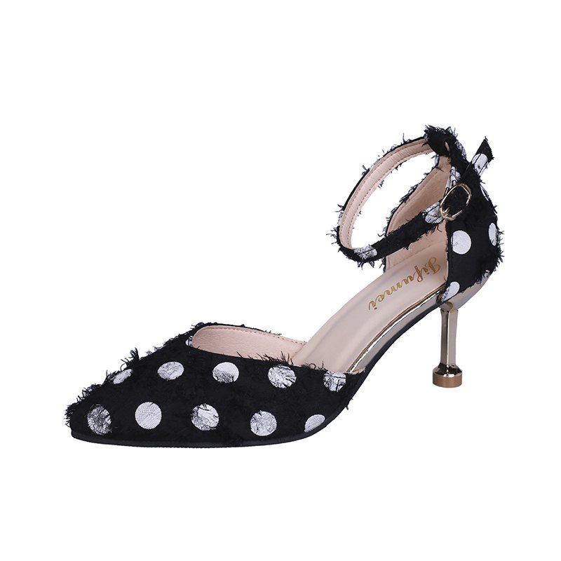 

Hollow Wave Point Fashion High-Heeled Female Sandals, Black