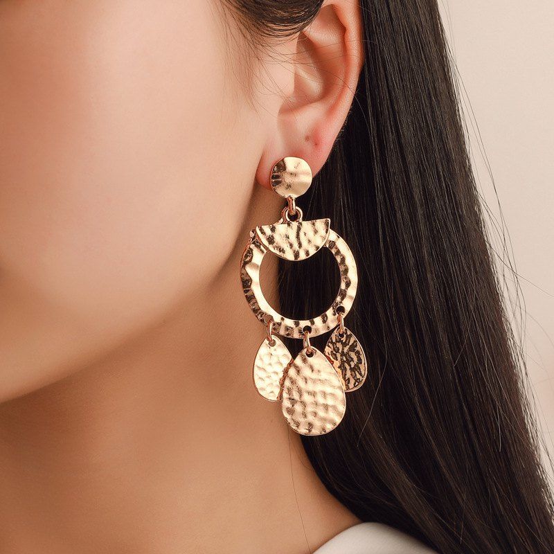 

Fashionable and Exaggerated Geometric Disc Pendant Earrings, Gold