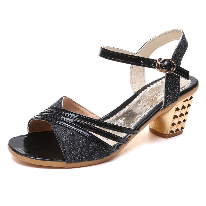 

Metal and Fashion Buckle Women Sandals, Black
